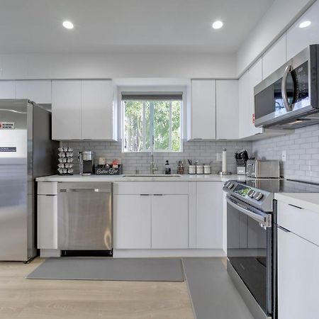 Modern Apartment In Studio City Лос-Анджелес Экстерьер фото