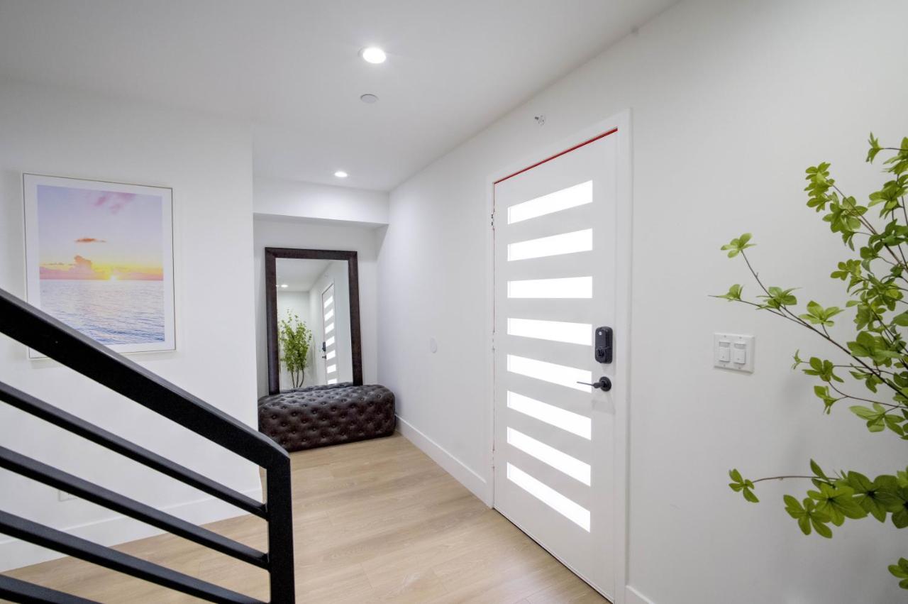 Modern Apartment In Studio City Лос-Анджелес Экстерьер фото