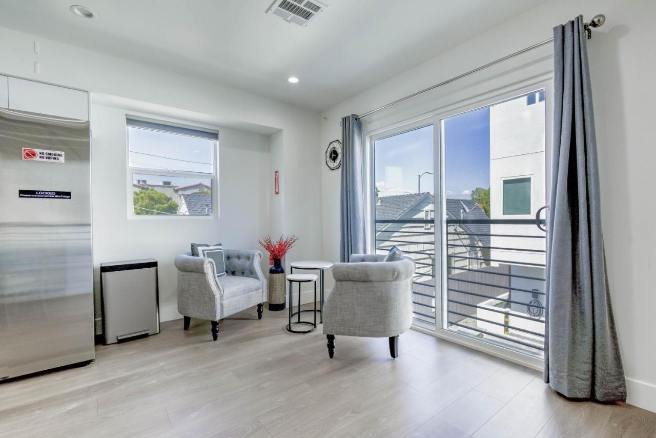 Modern Apartment In Studio City Лос-Анджелес Экстерьер фото