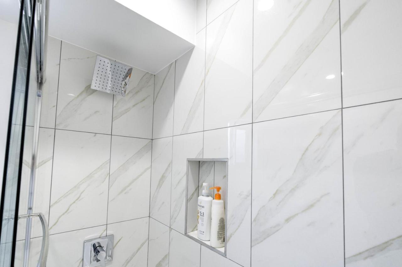 Modern Apartment In Studio City Лос-Анджелес Экстерьер фото