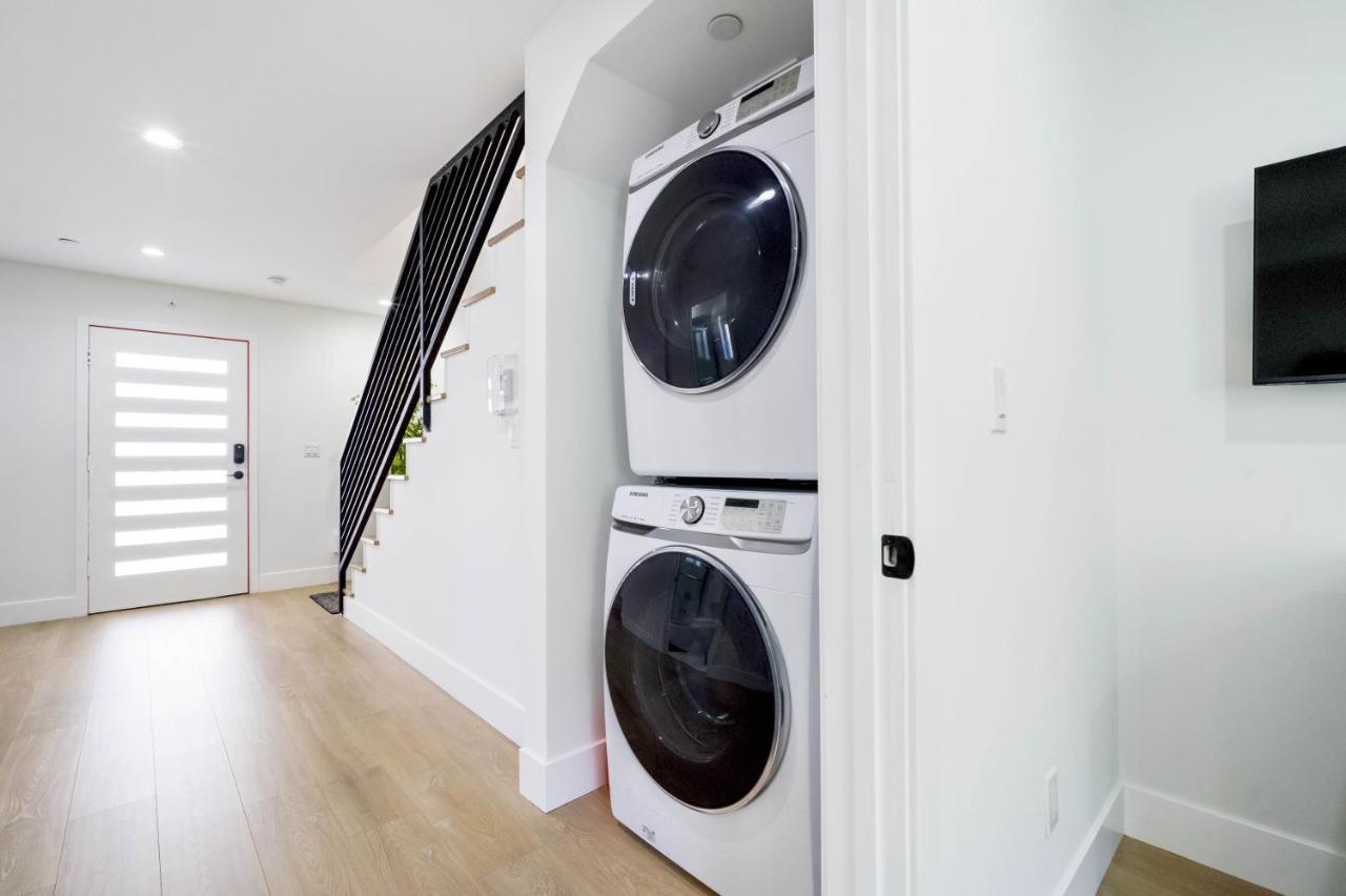 Modern Apartment In Studio City Лос-Анджелес Экстерьер фото