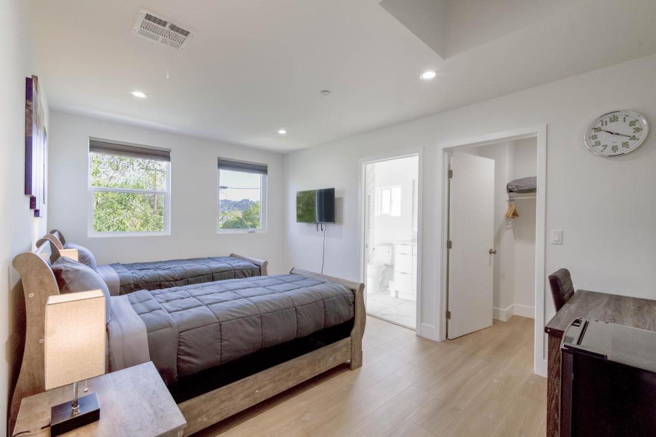 Modern Apartment In Studio City Лос-Анджелес Экстерьер фото