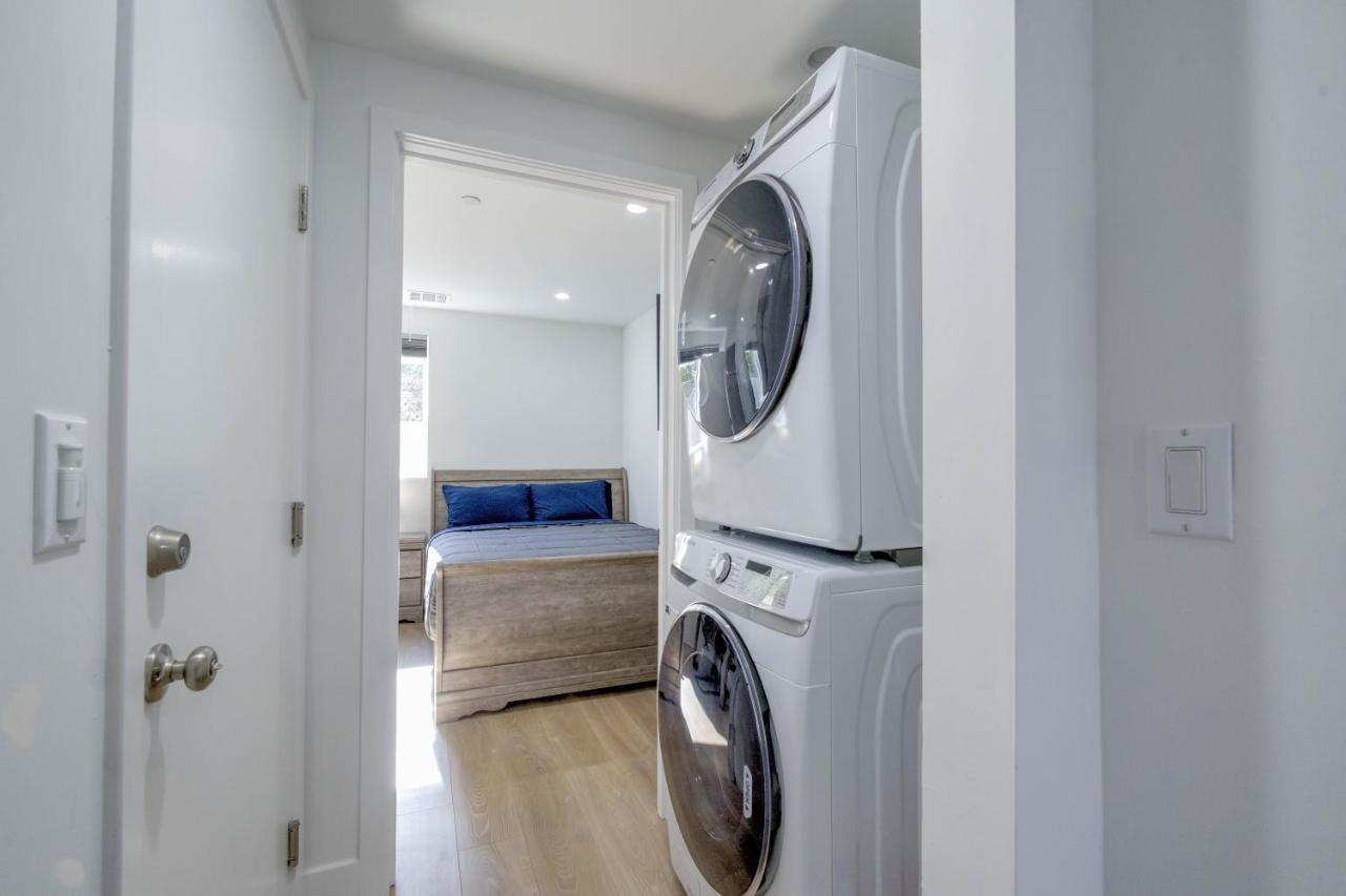 Modern Apartment In Studio City Лос-Анджелес Экстерьер фото
