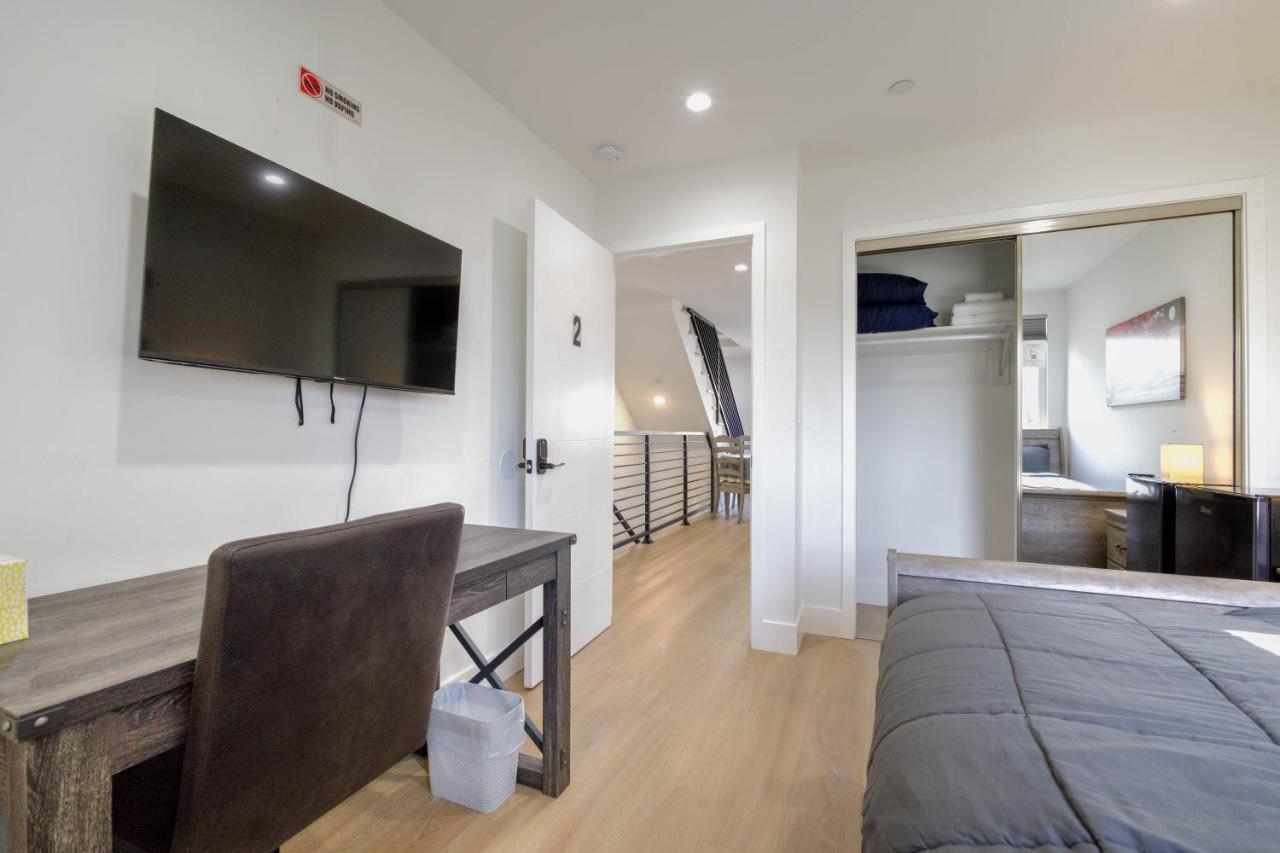 Modern Apartment In Studio City Лос-Анджелес Экстерьер фото