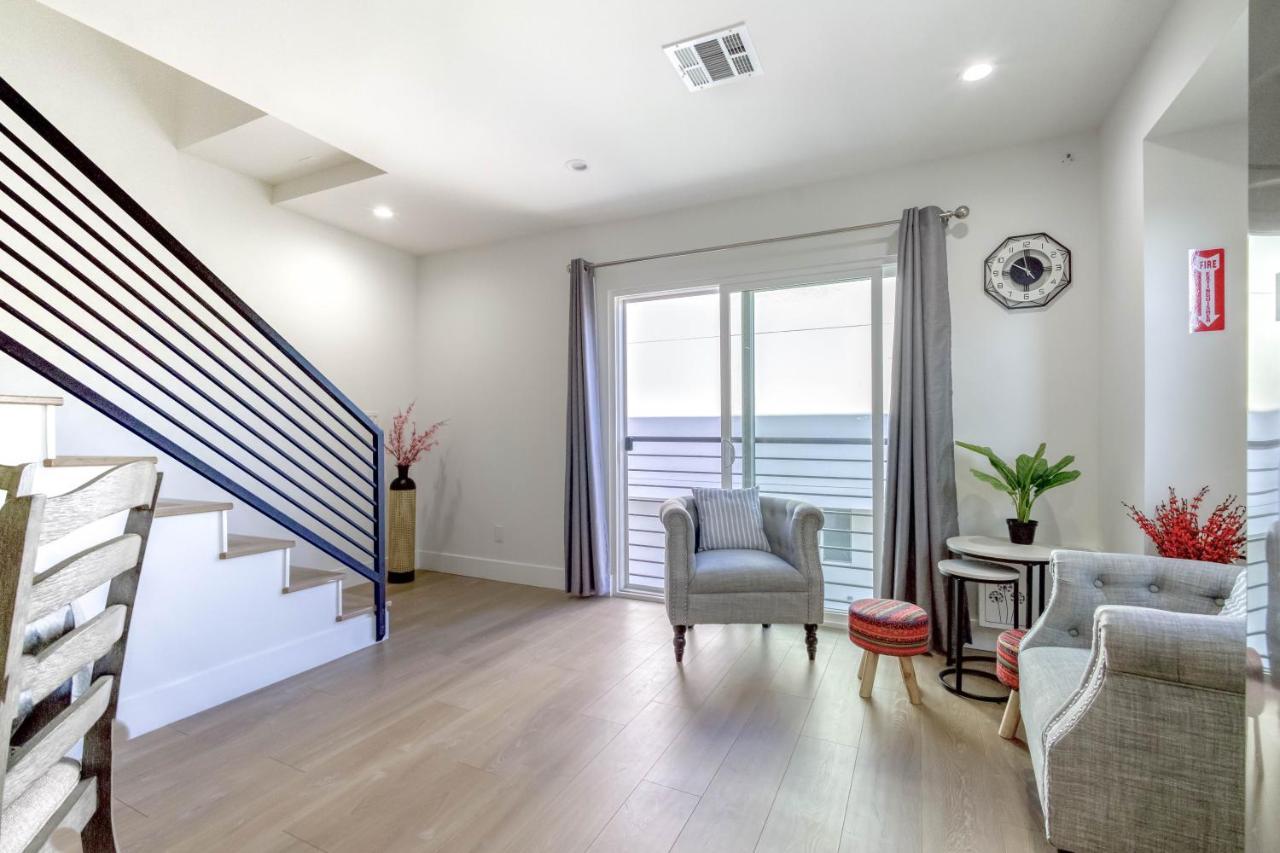 Modern Apartment In Studio City Лос-Анджелес Экстерьер фото