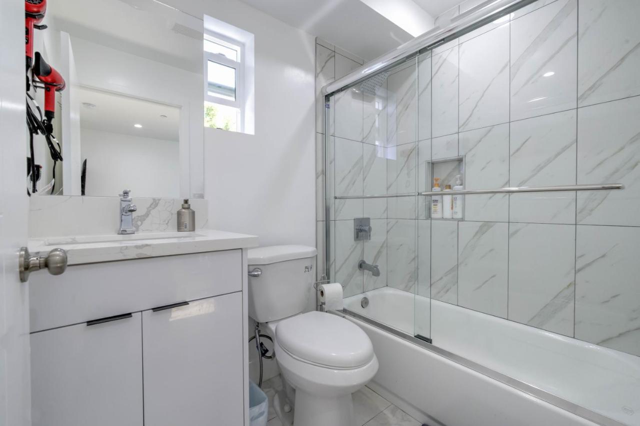 Modern Apartment In Studio City Лос-Анджелес Экстерьер фото